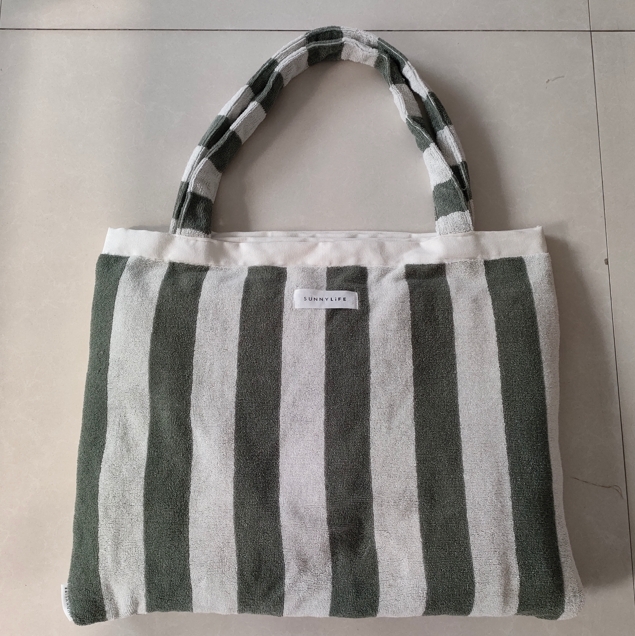 2 in 1 towel bag